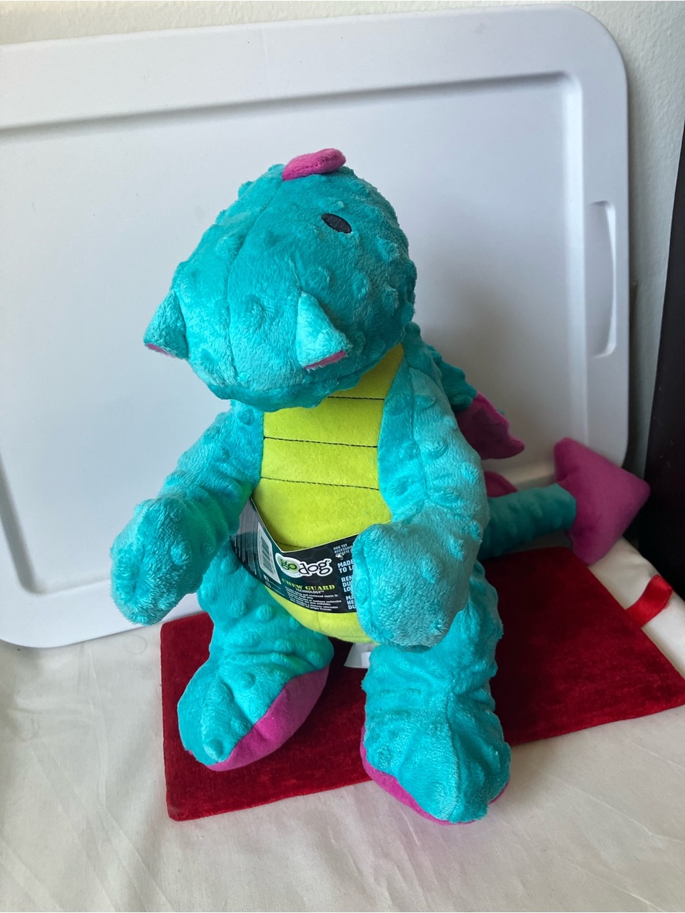 NEW GoDog Dragon Seafoam Plush Squeaky Med/Lrg Fetch & Shake Dog Toy NWT